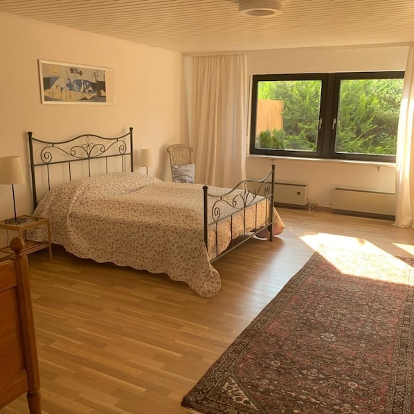 1 chambre, fer et planche à repasser, Wi-Fi, draps fournis