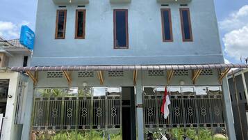 Fachada da propriedade