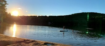 Family friendly Ski/Lake house in the White Mountains - walk to lake