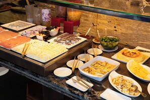 Breakfast meal - Ritz Plaza Hotel (Juiz de Fora)