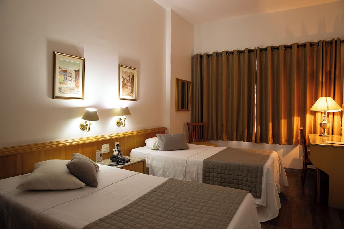 Apartamento Duplo Standard | 1 habitación, minibar, insonorización y ropa de cama