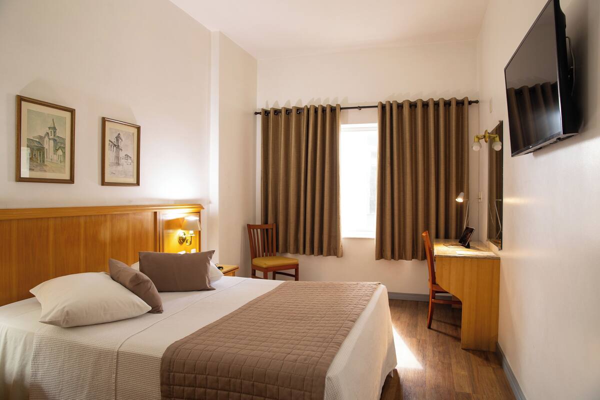 Apartamento Duplo Standard | 1 habitación, minibar, insonorización y ropa de cama