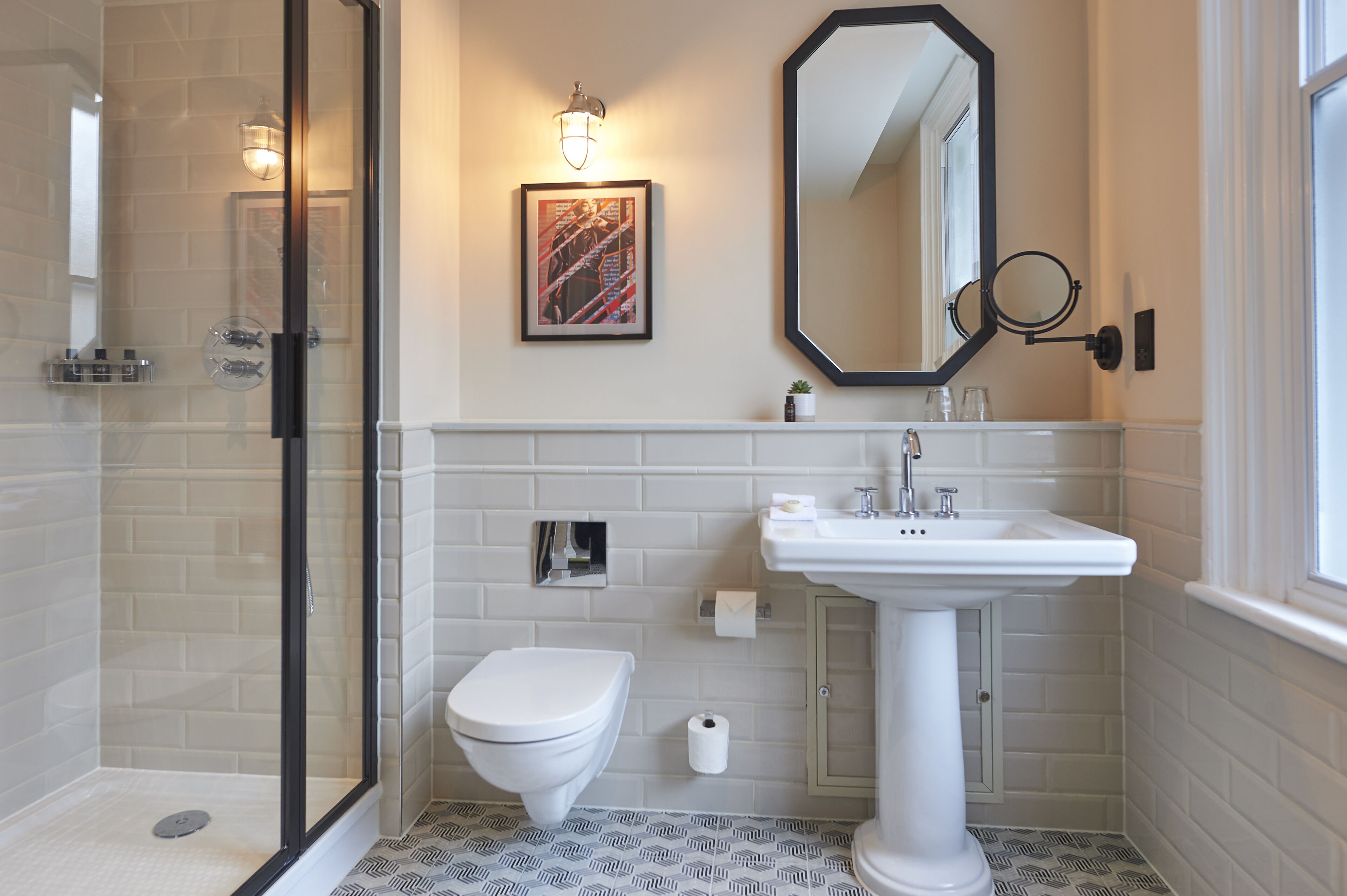 hypo-allergenic bedding, in-room safe, blackout curtains, soundproofing