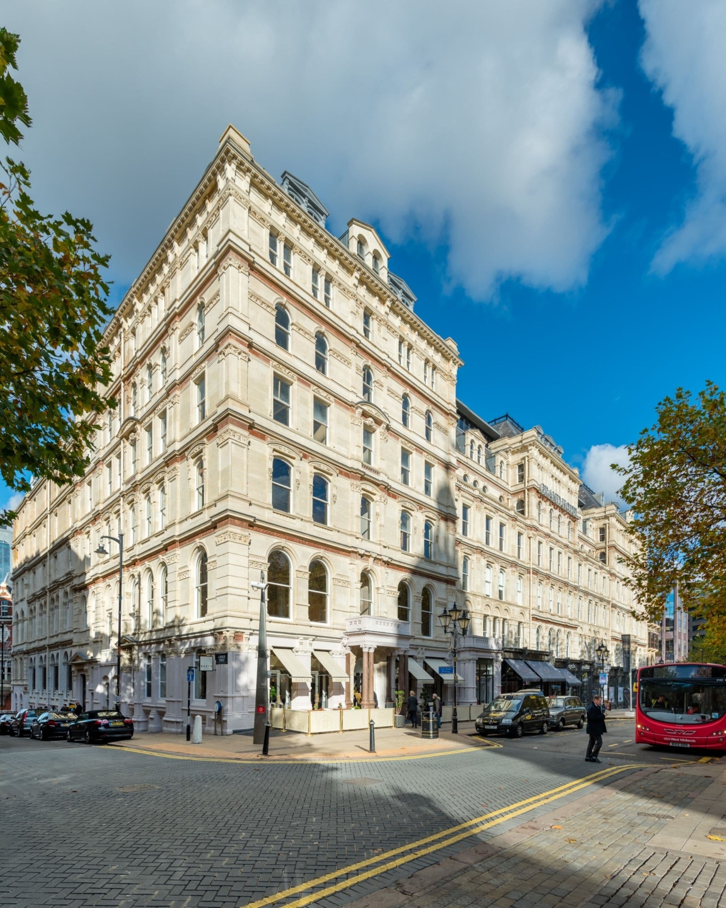 hypo-allergenic bedding, in-room safe, blackout curtains, soundproofing