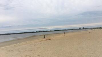 Beach nearby, sun loungers