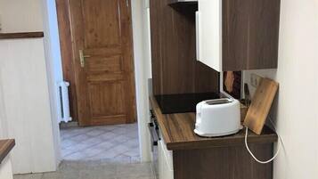 5 Schlafzimmer, Reisekinderbett, WLAN, Bettwäsche