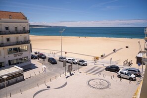 Terrace/patio - By The Sea (Nazaré)