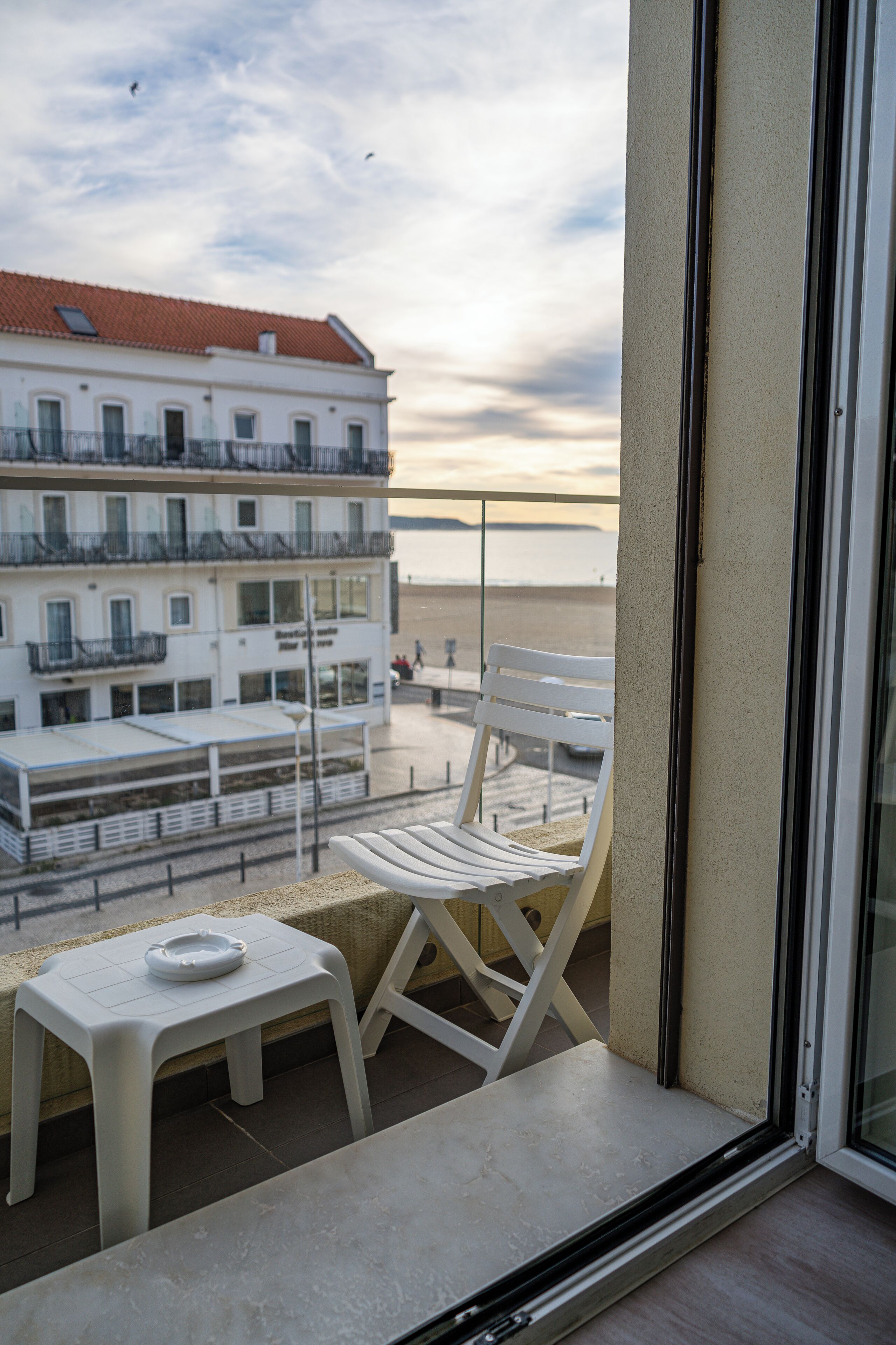 Foto - By the Sea - Nazaré