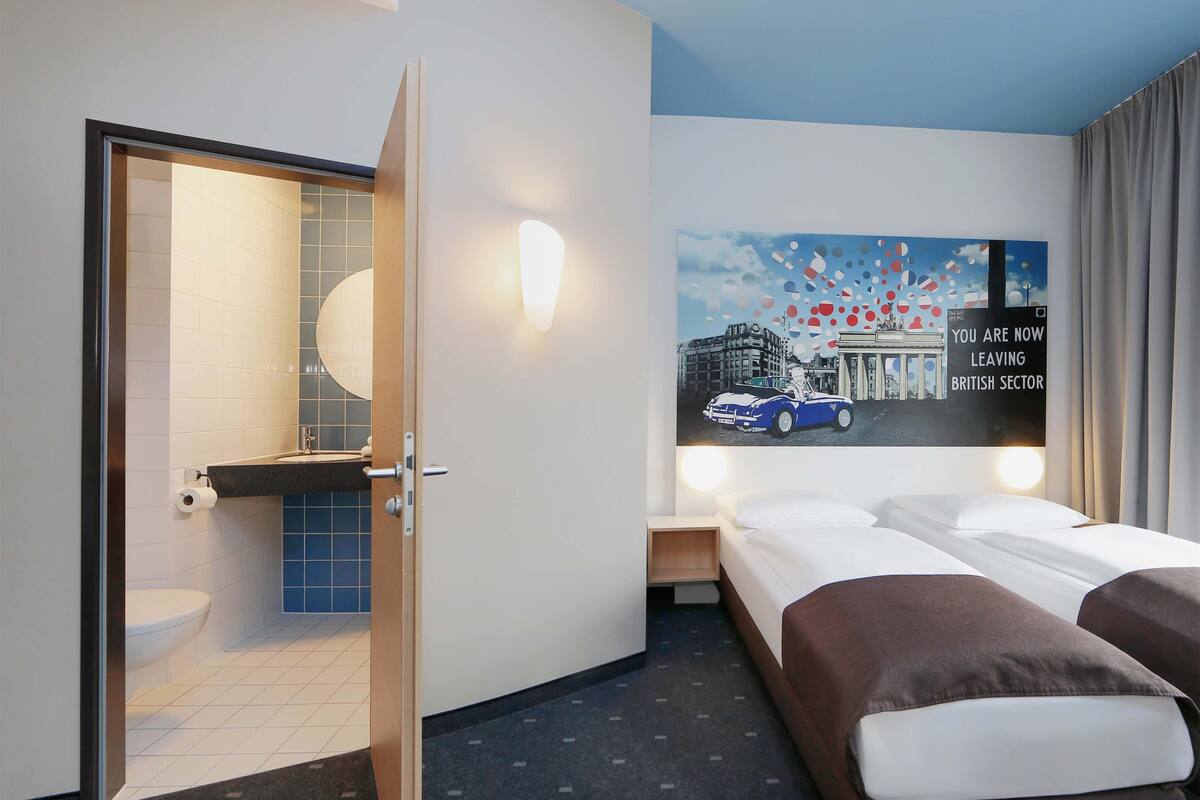 Twin Room | 1 bedroom, hypo-allergenic bedding, desk, soundproofing