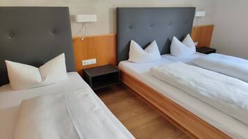 Free WiFi, bed sheets