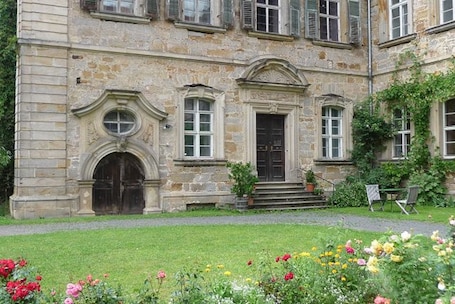 Garden. Ferienzimmer im Schloss Burgpreppach