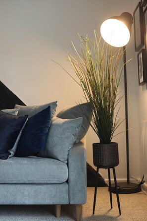 Premium Apartment, Private Bathroom, City View (City Centre) | Lounge