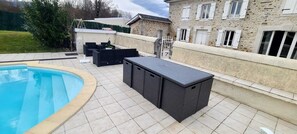 Indoor pool, outdoor pool