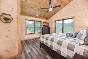 4 chambres, fer et planche à repasser, lit parapluie, Wi-Fi gratuit