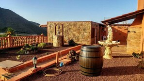 Terrace/patio - Rural house in a valley with sea views and swimming pool. (Tegueste)