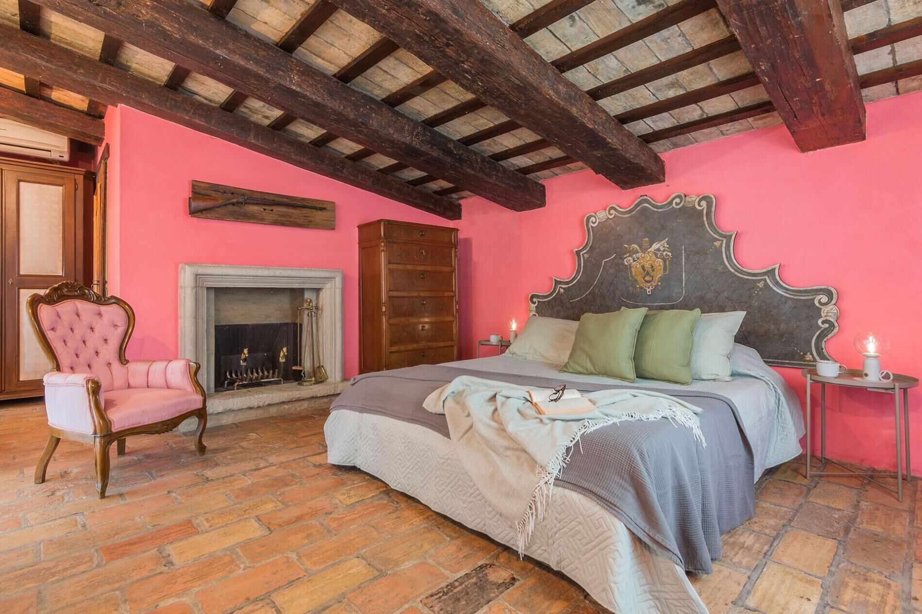 4 Schlafzimmer, Bügeleisen/Bügelbrett, WLAN