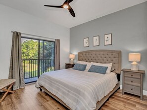 3 chambres, fer et planche à repasser, lit parapluie, Wi-Fi