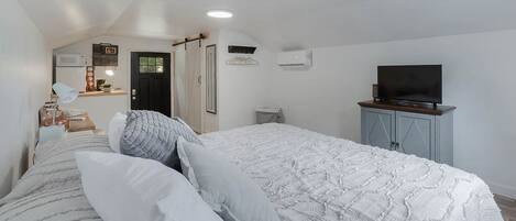 1 soverom, strykejern/-brett, wi-fi og sengetøy