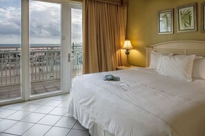 2 bedrooms, in-room safe, iron/ironing board, free WiFi