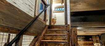 Stenhuset: Stunning Historic "1877 Stone House"