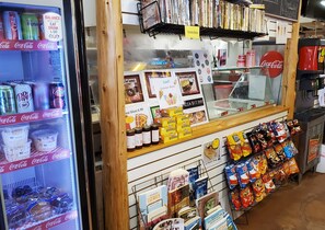 Tägliches Frühstück zum Mitnehmen gegen Gebühr