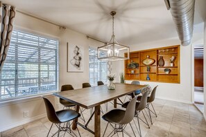 Dining - Mid Century Beauty by Medical Center (San Antonio)