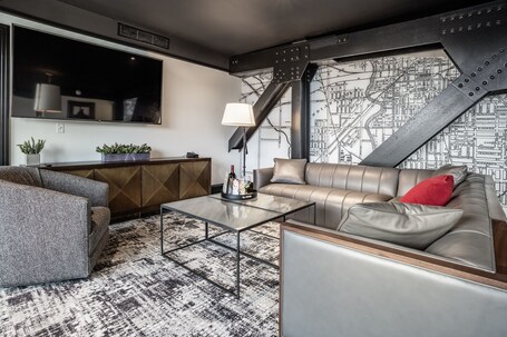 Bottleworks Hotel - Image 38