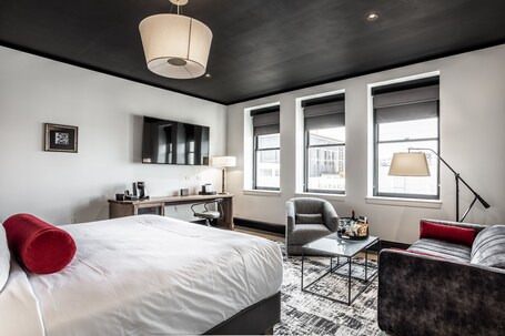 Bottleworks Hotel - Image 61