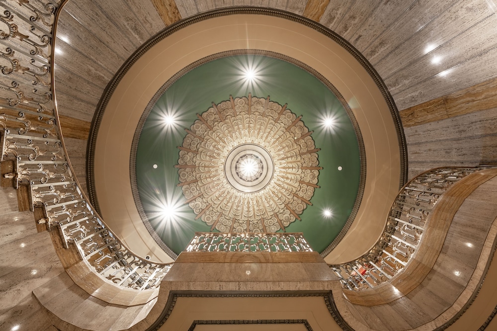 Bottleworks Hotel by null