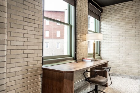 Bottleworks Hotel - Image 23