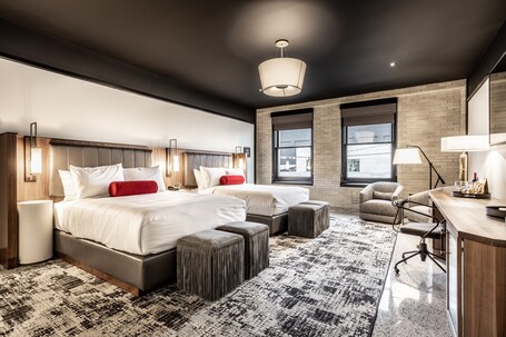Bottleworks Hotel - Image 3