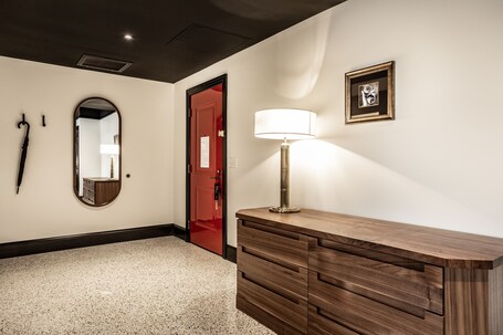 Bottleworks Hotel - Image 67