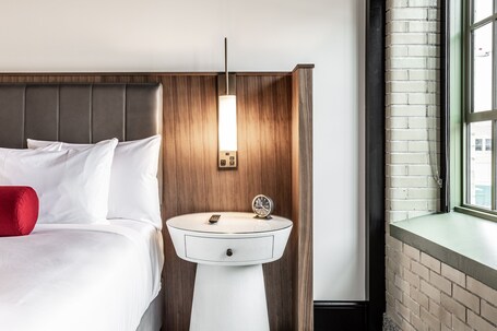 Bottleworks Hotel - Image 59