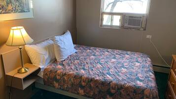 واي فاي مجانًا وملاءات أسرّة