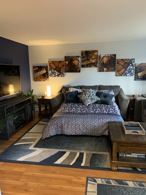 4 habitaciones, tabla de planchar con plancha y cuna de viaje