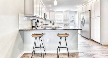 Summer Special! Near Anna Maria Island | Pool, Hot Tub, Sleeps 12