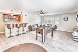 Game room - Winter Special! New HOT TUB! Beach! Pool Heat! (Bradenton)