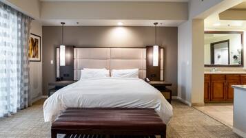 1 bedroom, in-room safe, desk, iron/ironing board