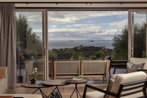 Luxury Villa | Living area