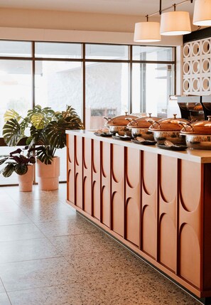 Frühstück und Abendessen