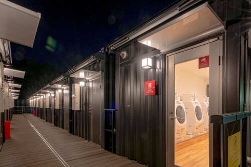 HOTEL R9 The Yard Narita Airport West