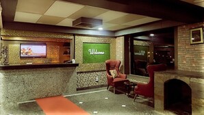 Quầy tiếp tân