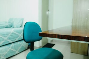 Suite | Free WiFi - Lavatera Residence (Medan)