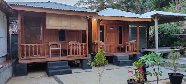 Exterior - Limasan Mbah Darmo (Tepus)