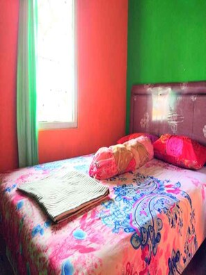 Chambre Standard, salle de bain privée | Espace de travail pour ordinateurs portables, accès au Wi-Fi (inclus)