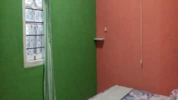 Shared Dormitory, 1 Twin Bed | Laptop workspace, free WiFi, bed sheets