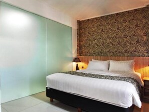 Superior Double Room | Free WiFi - The Green Hotel (Bekasi)