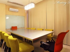 Interior - The Green Hotel (Bekasi)