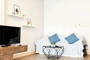 Suite | Minibar, escritorio, espacio para trabajar con laptop y wifi gratis 