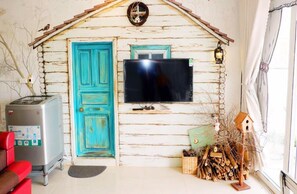 Television - (Da Lat)